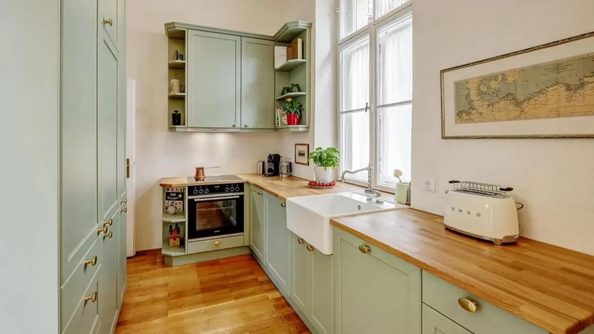 4Bdr Close To Marienplatz Apartment- If You Want To Book, Please Contact On Wh-Ats-App - 0034-635-518-216 !!!! Munich 0*,  Germany