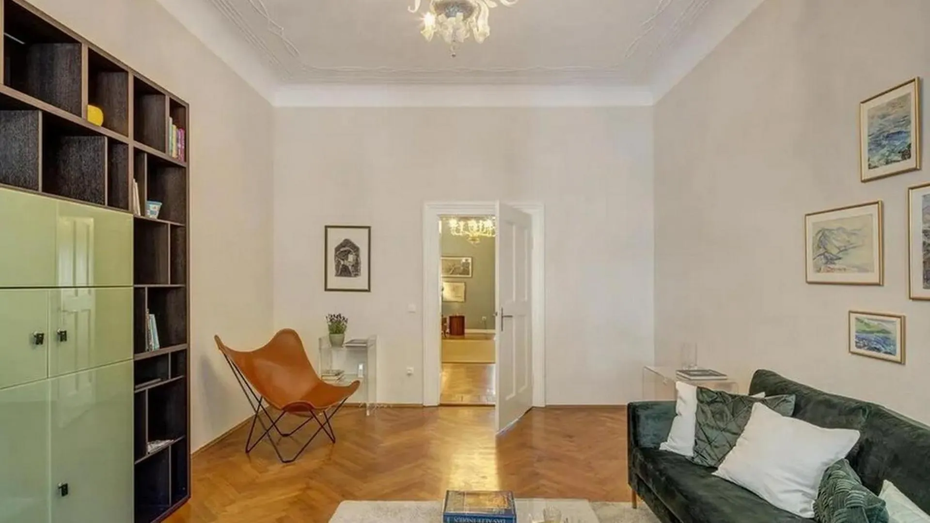 Lejlighed 4Bdr Close To Marienplatz Apartment- If You Want To Book, Please Contact On Wh-Ats-App - 0034-635-518-216 !!!! München